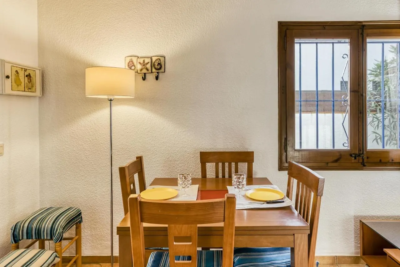 Villa L'Esquirol Casa Con Piscina L' Escala 펜션