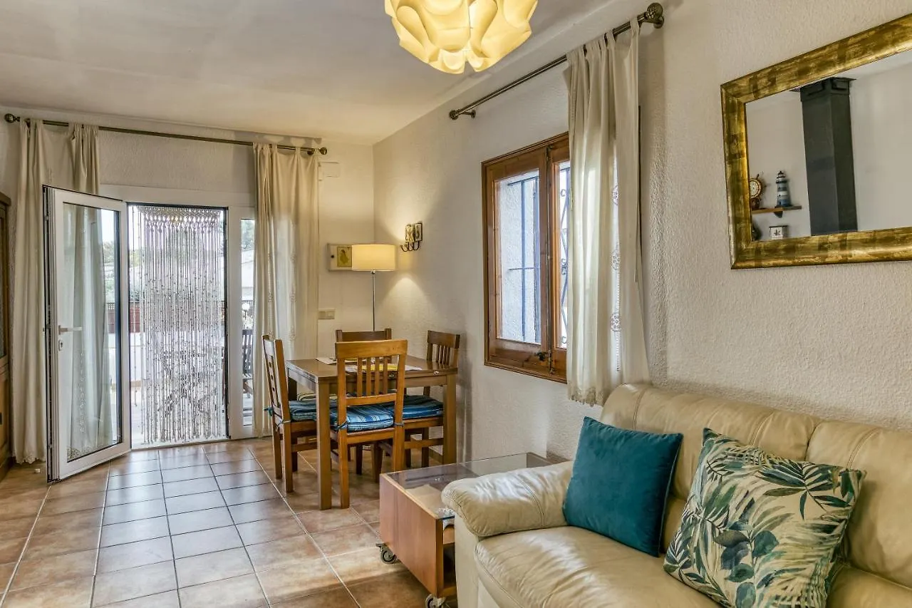 Villa L'Esquirol Casa Con Piscina L'Escala Holiday home