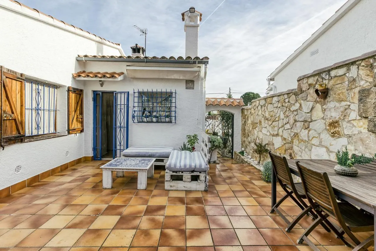 Holiday home Villa L'Esquirol Casa Con Piscina L'Escala